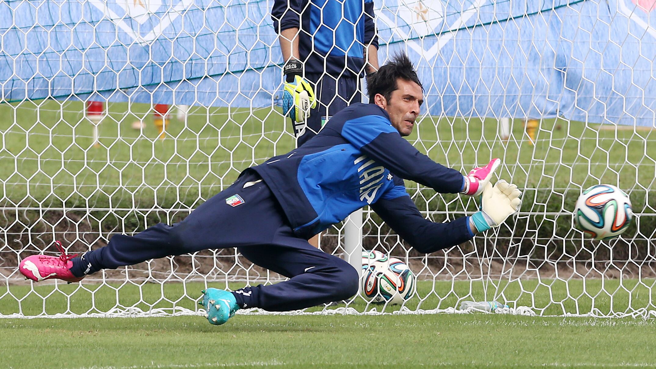 Altra tegola per l'Italia: distorsione alla caviglia per Gianluigi Buffon