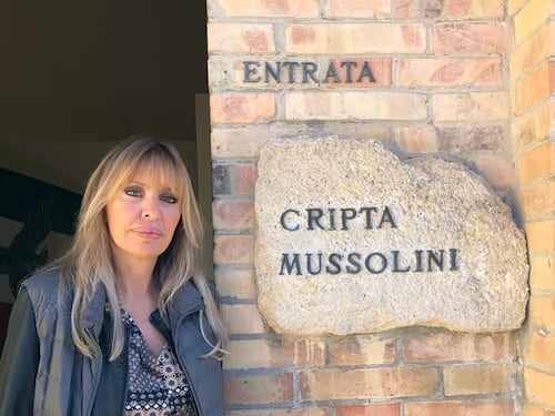 Alessandra Mussolini: "Riapriremo la cripta del Duce. L'Anpi è meglio che stia zitta"