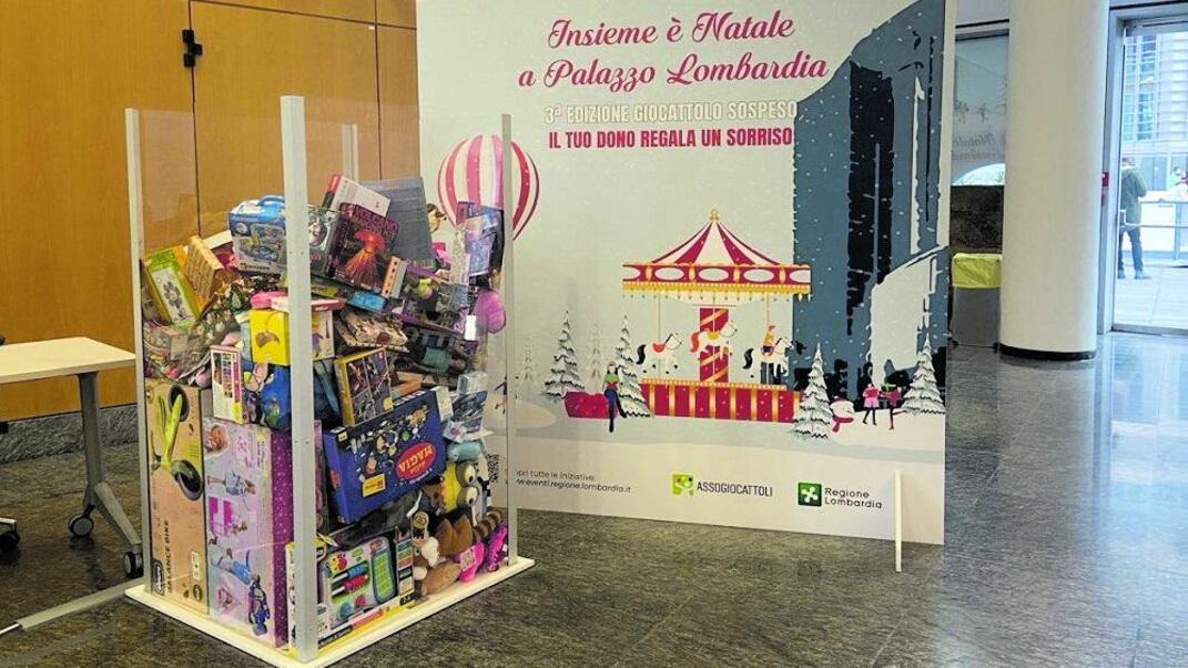 Tanti regali ai bimbi dei centri anti violenza