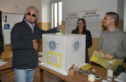 I "vip" della politica al voto per il referendum 13
