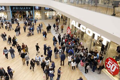 Nel primo weekend è già assalto ad Arese 17
