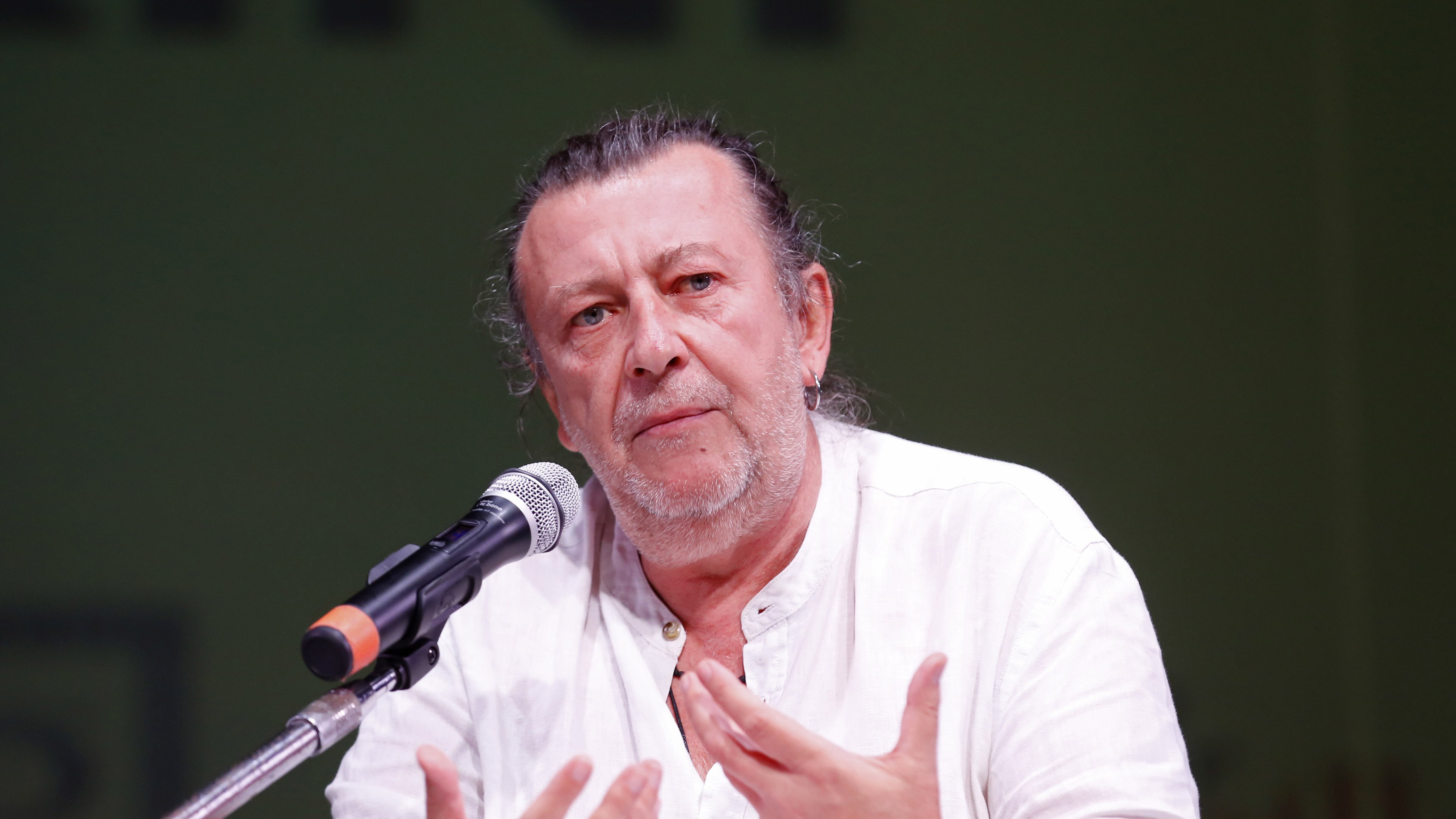 Elogio di Luca Casarini