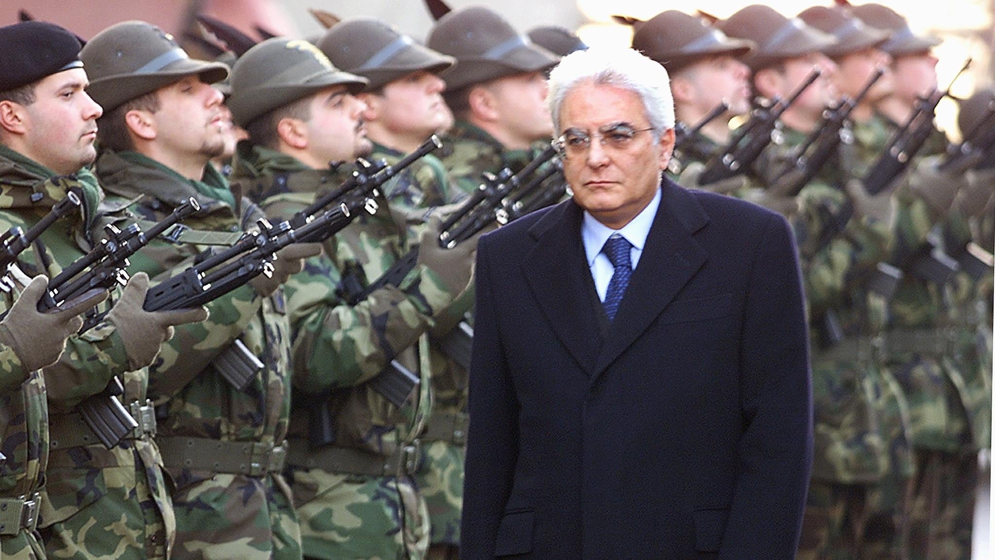 Il quasi presidente non cambia: muto e invisibile