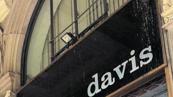 Galleria, nuova asta da 900mila euro. Spuntano le frecce del rifugio antiaereo