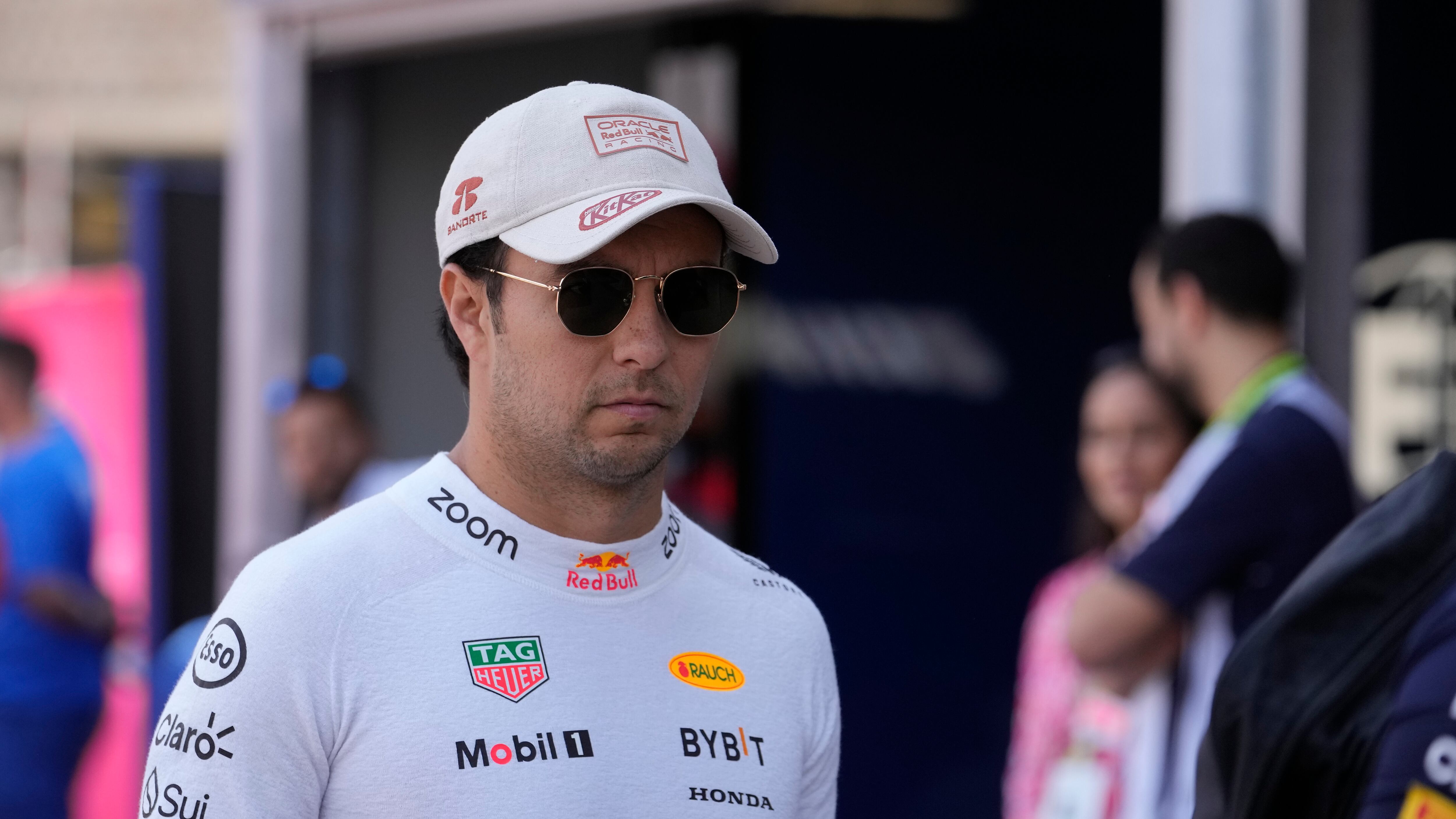"Un vero inferno". Sergio Perez torna e svela i retroscena con Verstappen