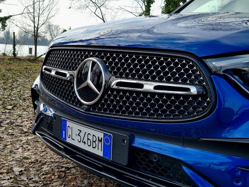 Mercedes-Benz GLC, guarda le foto 16