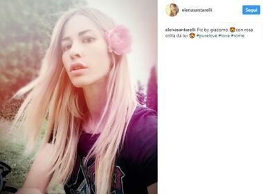 Elena Santarelli, bikini sexy contro gli hater 14