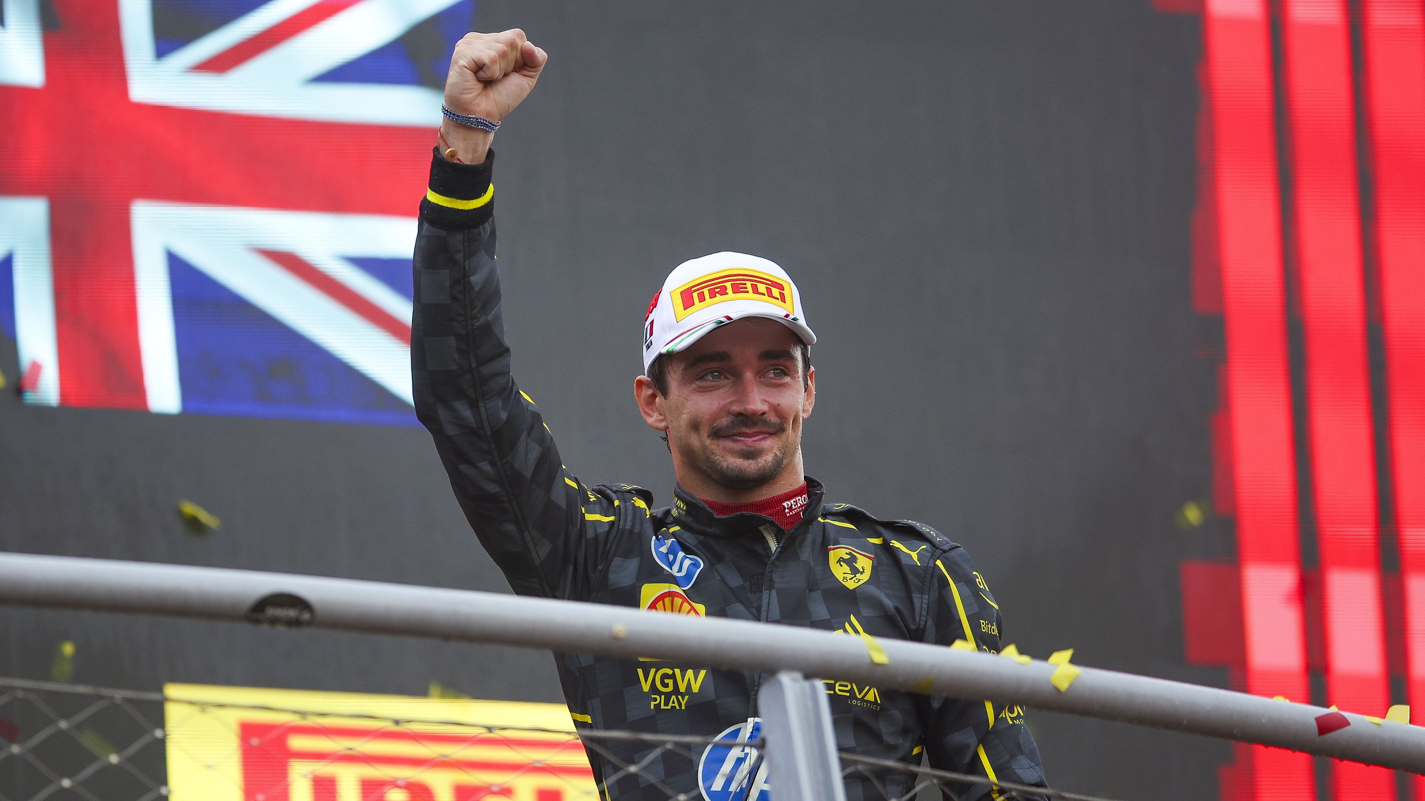 La F1 e la Ferrari nella macchina del tempo a Baku