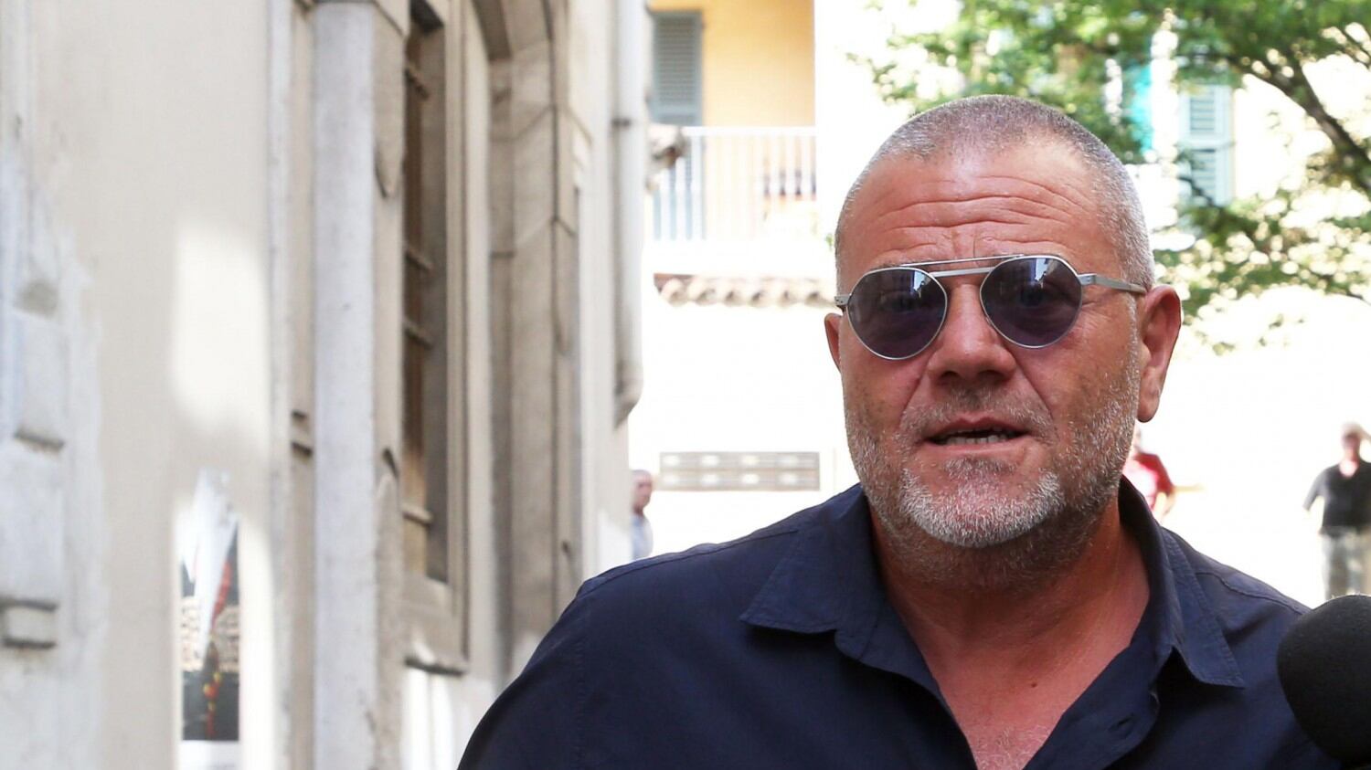 Nadia Toffa, domanda choc a Giulio Golia al funerale: "Ci facciamo un selfie?"