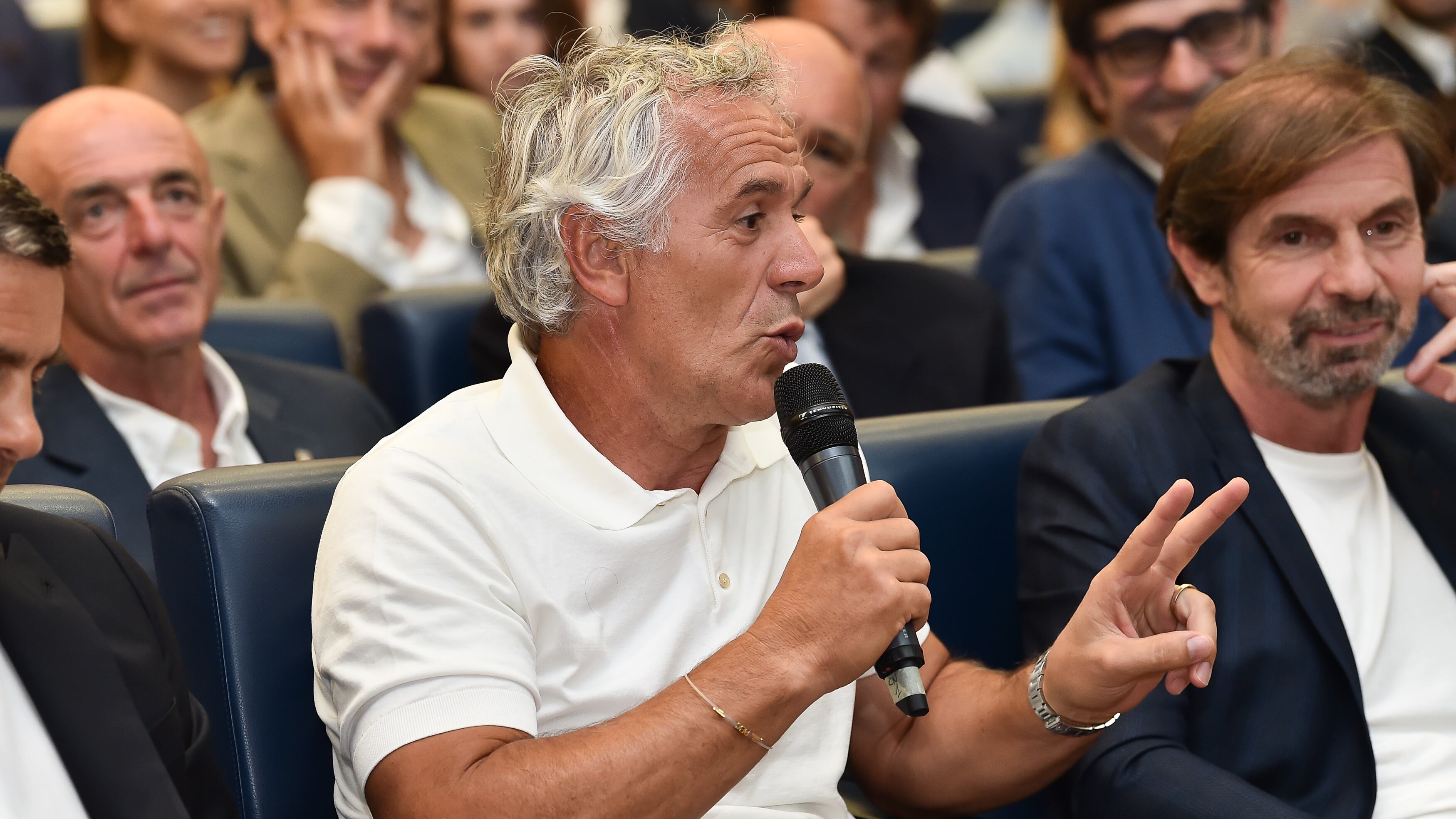 Donadoni sbarca in Cina, allenerà lo Shenzhen