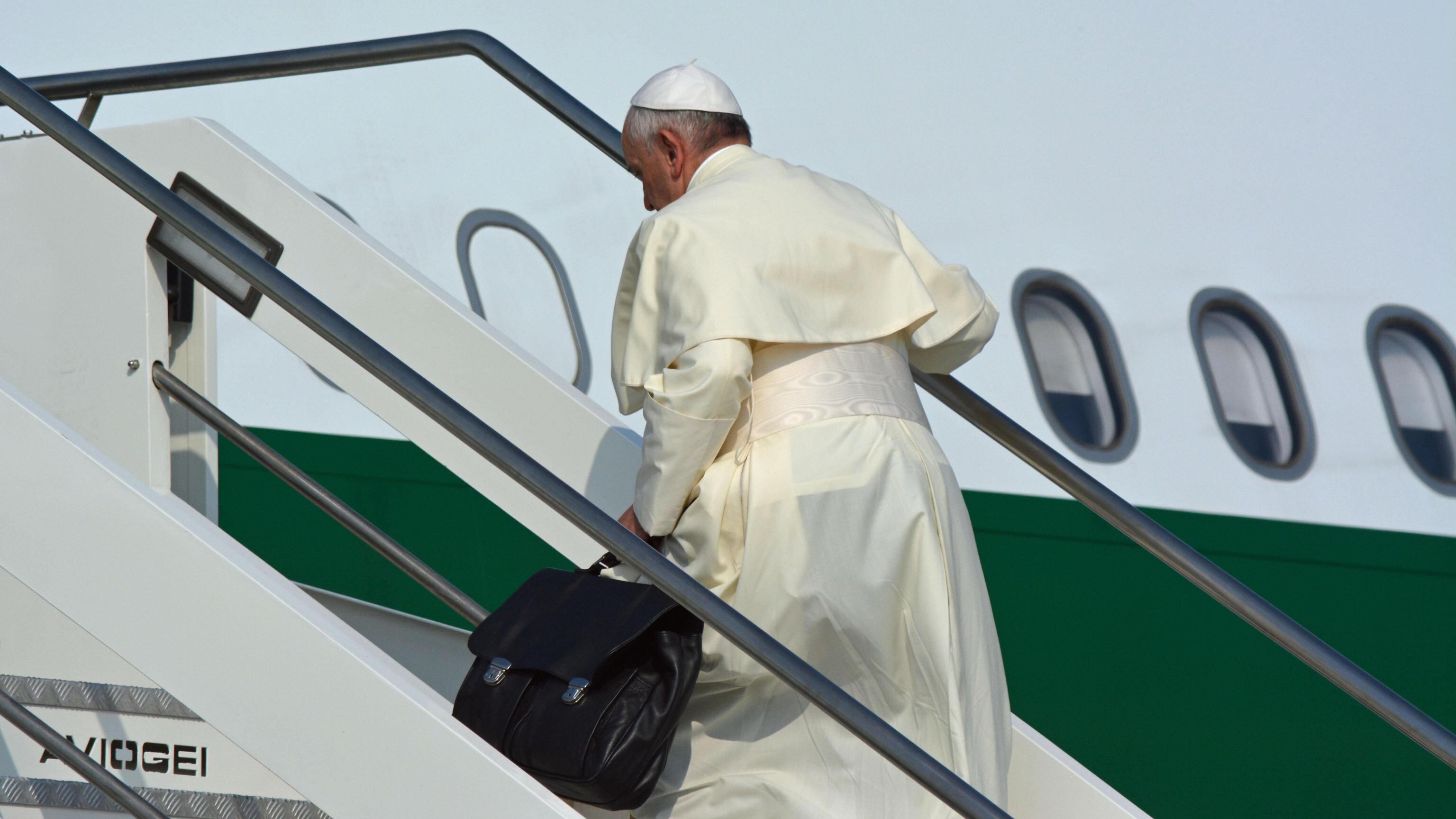 Il Papa nel Sudamerica che cresce tra povertà e speranza