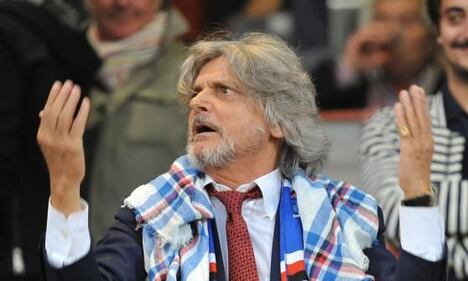 Massimo Ferrero beato tra le donne a Sabaudia 23