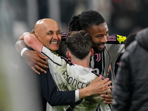 La Juventus si sveglia dopo un tempo ma batte comunque il Pisa per 4-0