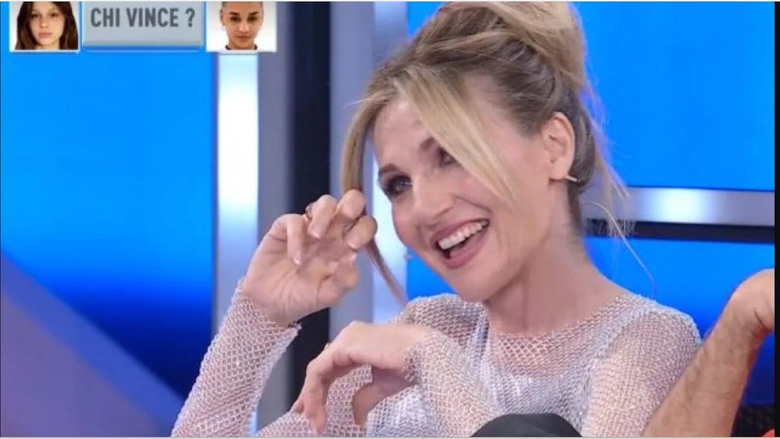 Lorella Cuccarini si commuove durante la finale di Amici