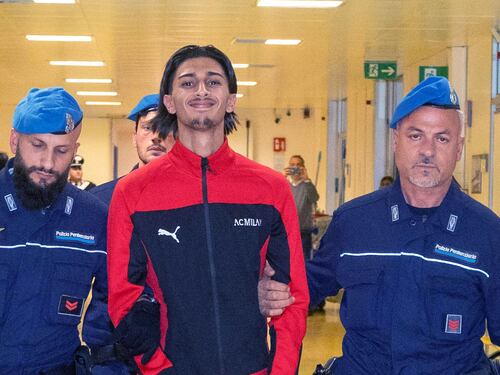 Baby Gang torna in cella: "Con i post vìola i domiciliari"