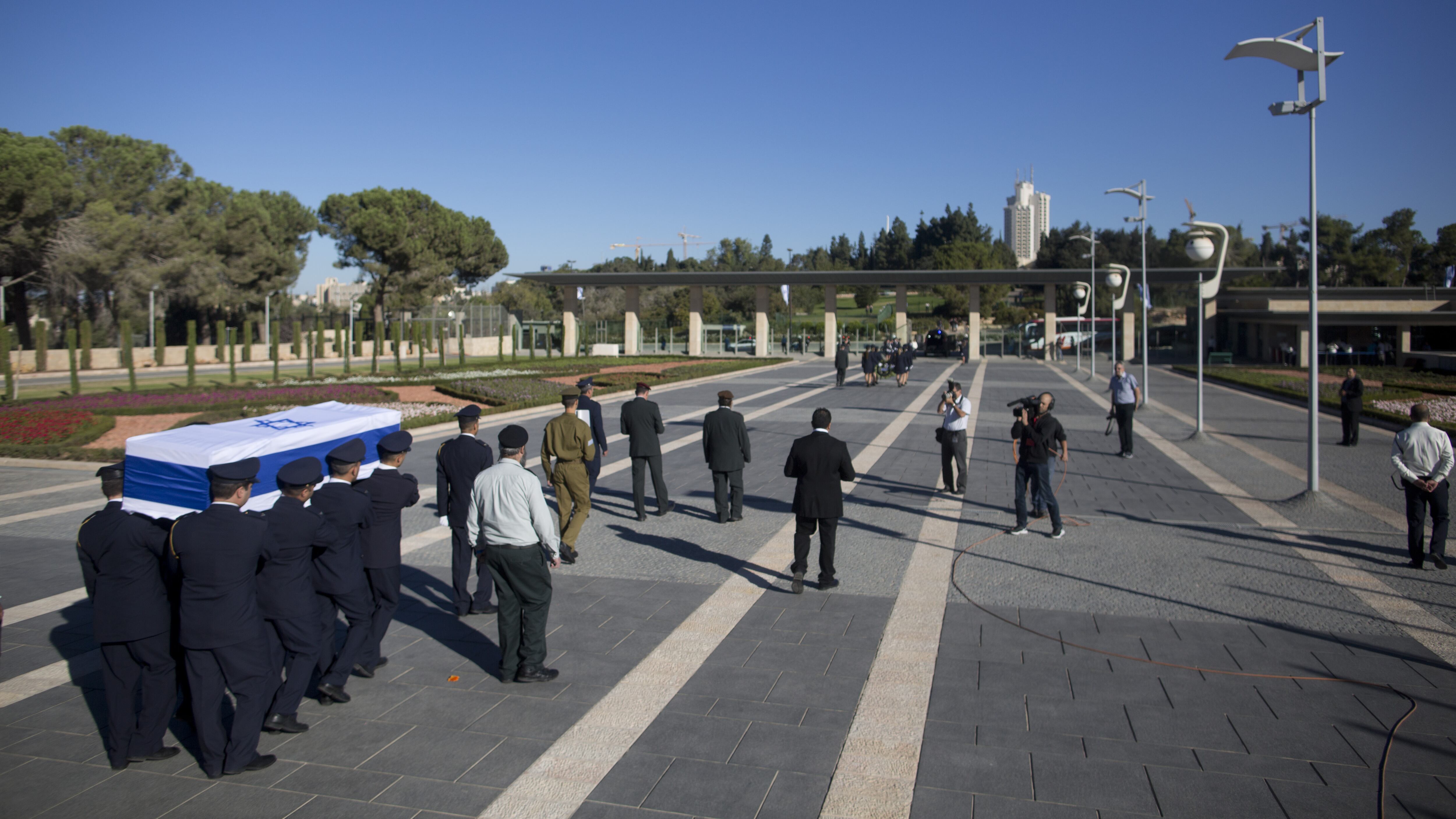 A Gerusalemme l'ultimo saluto a Shimon Peres