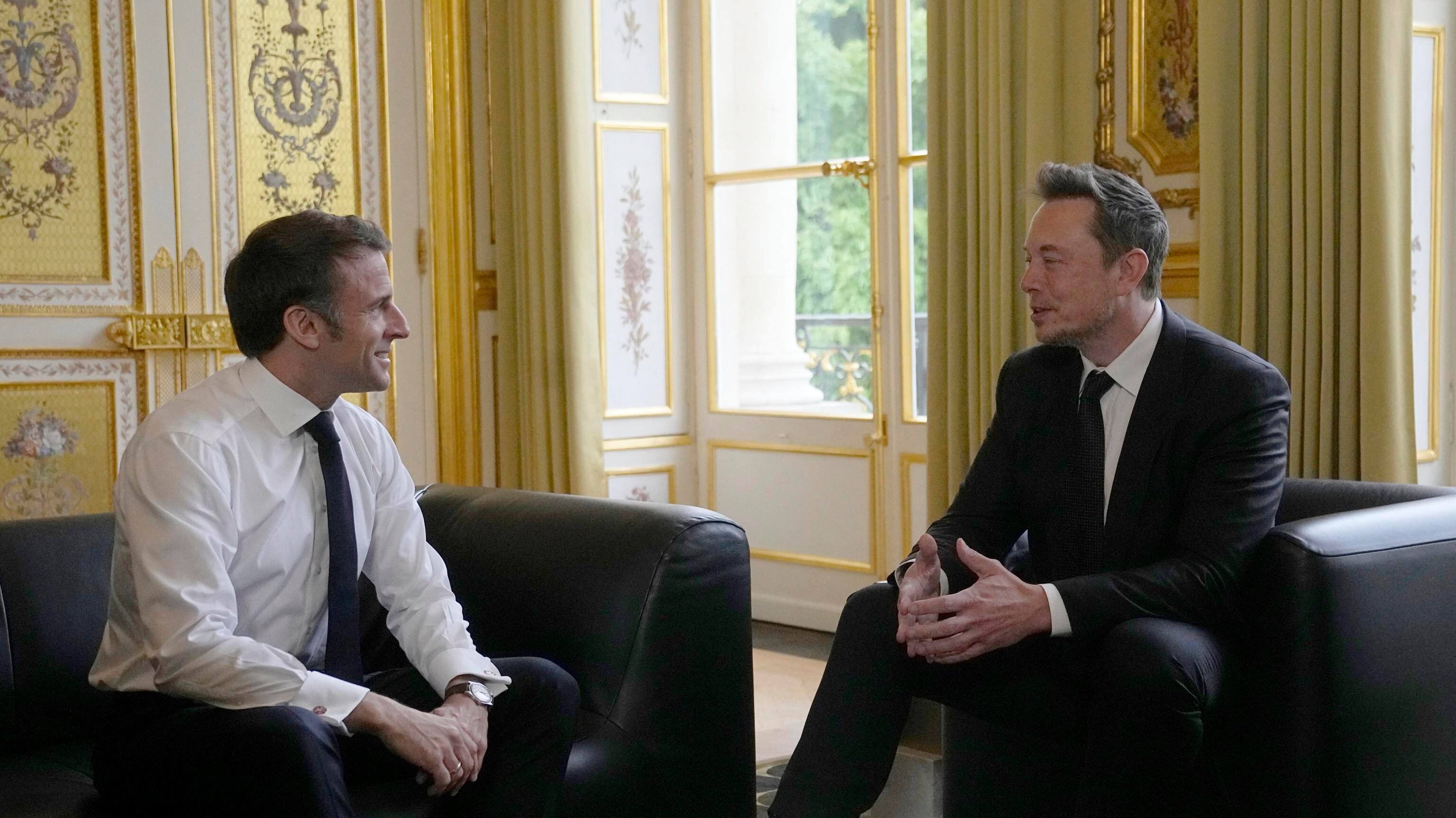 Macron tra i miliardari. E Musk va all'Eliseo come un capo di Stato
