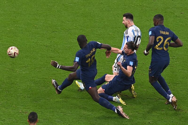Messi tiro Rabiot