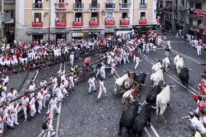 Festival di San Firmino a Pamplona: diversi feriti tra gli spettatori 14