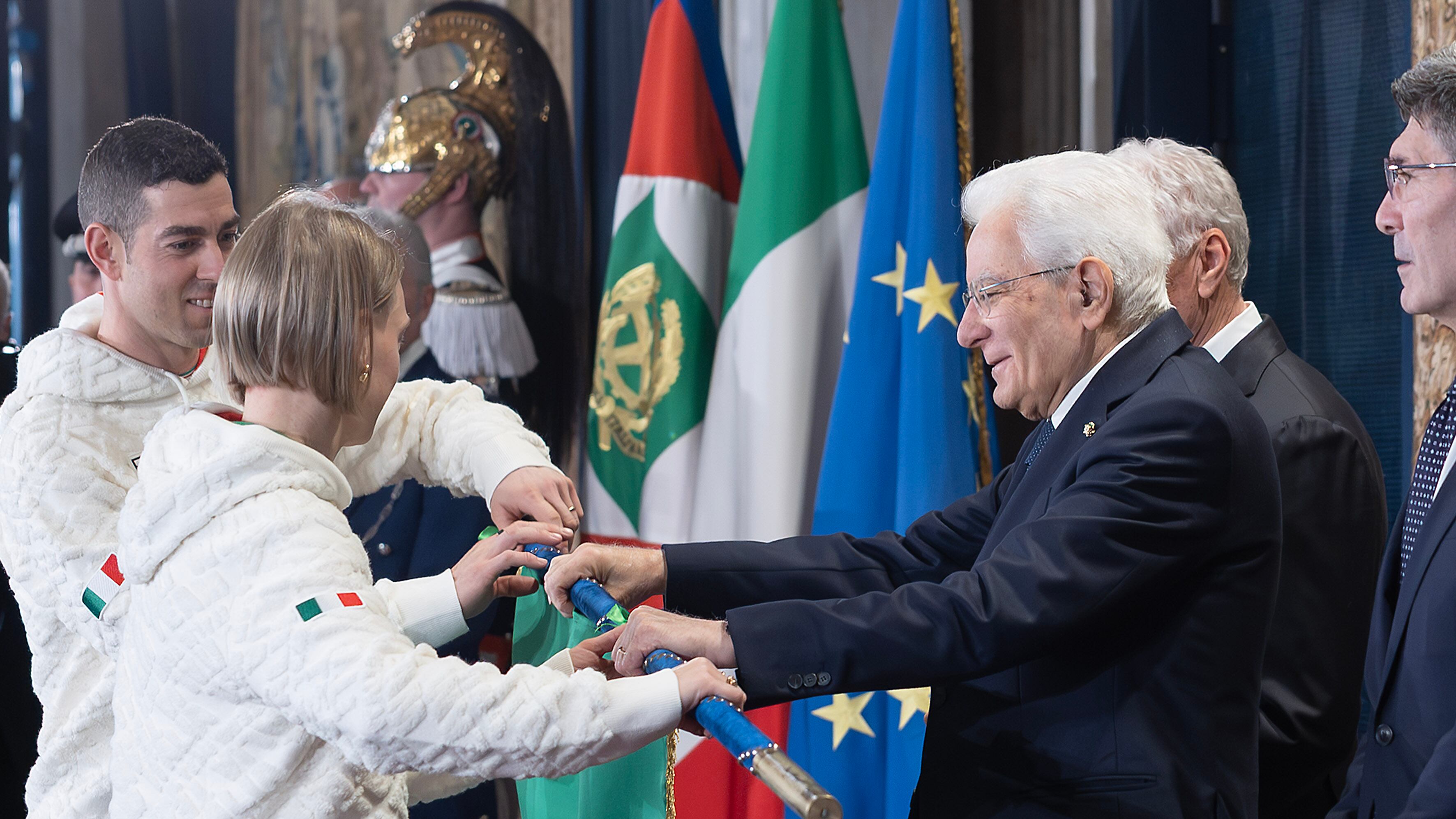 Schermi e feste nelle Case olimpiche