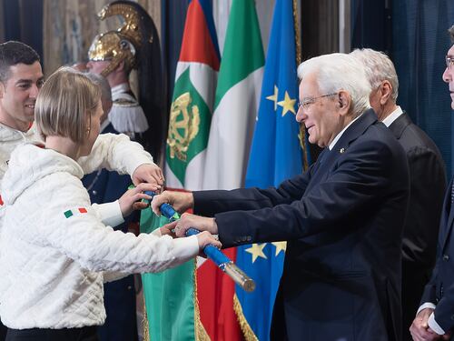 Schermi e feste nelle Case olimpiche