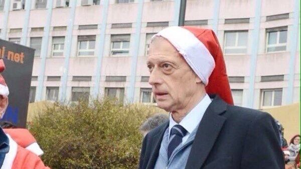 Fassino prova l'ammucchiata per inchiodarsi alla poltrona