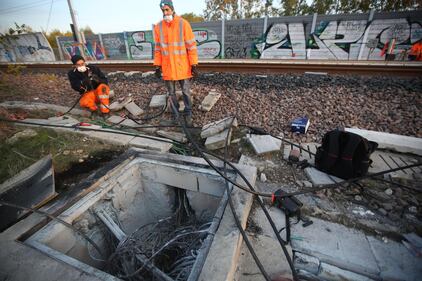 Gli antagonisti sabotano i treni 6
