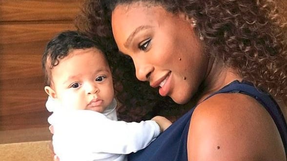 Il dramma di Serena Williams dopo il parto: "Ho rischiato di morire"