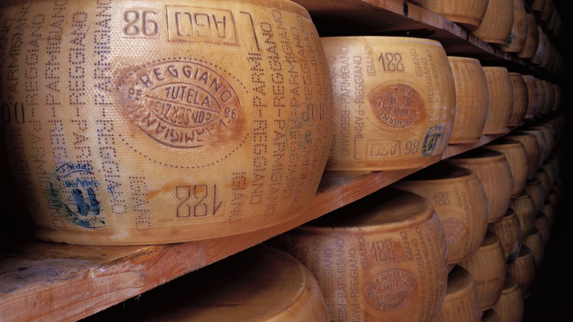 Parmigiano re dei furti: il più rubato negli scaffali