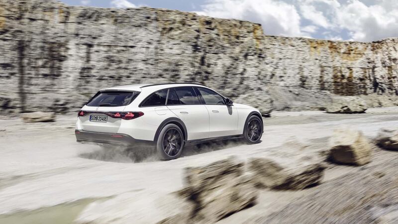 Mercedes Classe E All-Terrain, guarda tutte le foto 17