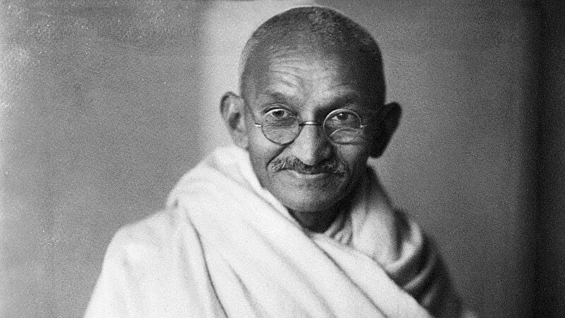 India, rubata urna contenente le ceneri di Gandhi