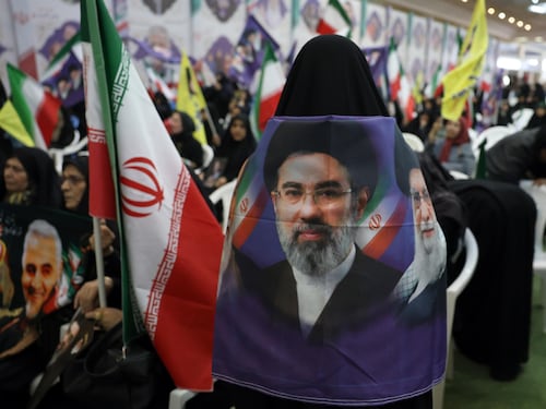 Uranio, ispezioni e chiusura dei siti nucleari: ecco cosa vuole Trump dall’Iran