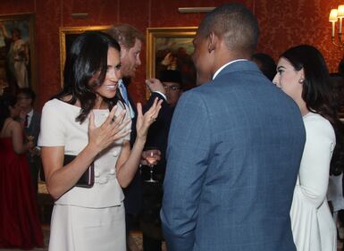 Meghan Markle elegante tra i futuri leader 9