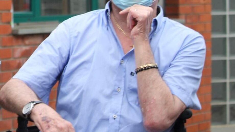 "La libertà difesa dai No Vax? Quella di finire in ospedale"