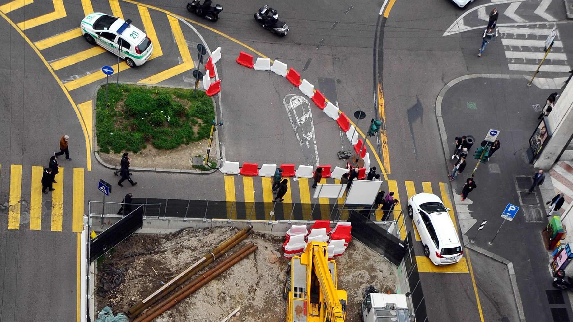 San Babila, addio al cantiere. Il conto lo pagano i residenti
