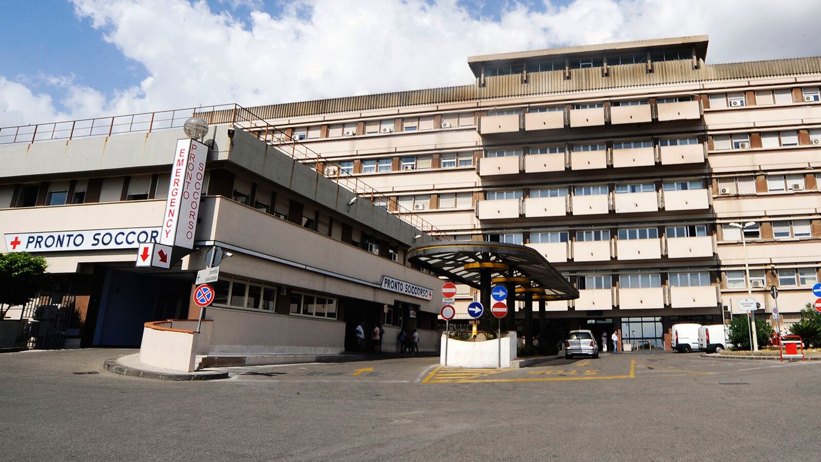 Anziana stuprata a Messina, i poliziotti: "Una scena raccapricciante"