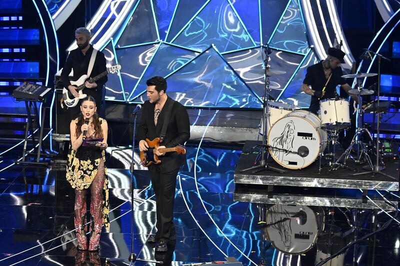 Sanremo 2024: ecco il look della seconda serata del Festival dei The Kolors 2