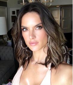 Alessandra Ambrosio, lato b da urlo 10