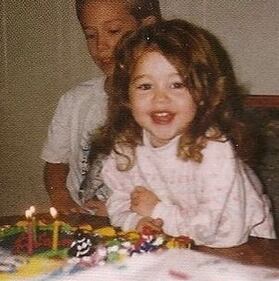Miley Cirus compie 22 anni e festeggia su Instagram 17