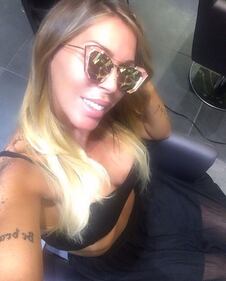 Guendalina Canessa nuda per un massaggio 12