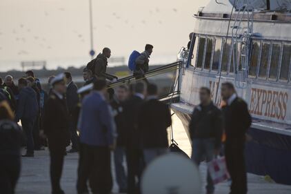 Grecia, le prime espulsioni di immigrati in Turchia 1