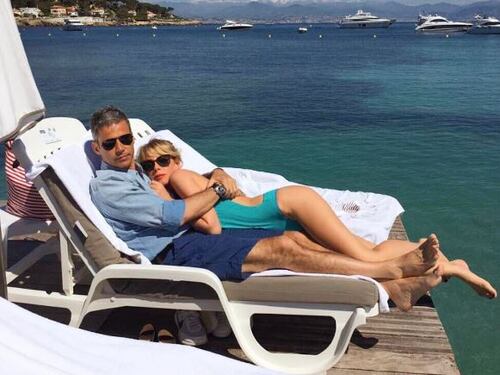 Alessia Marcuzzi in vacanza con la famiglia ad Antibes