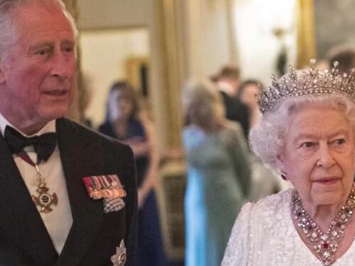 Nuove rivelazioni sulla vita privata della regina Elisabetta