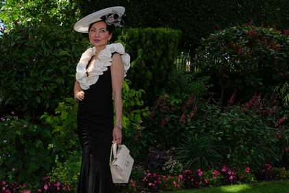 Trionfo di cappelli e colori ad Ascot 5