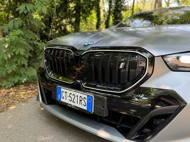 BMW i5 Touring eDrive40: guarda la gallery della Station Wagon elettrica da 340 CV 8