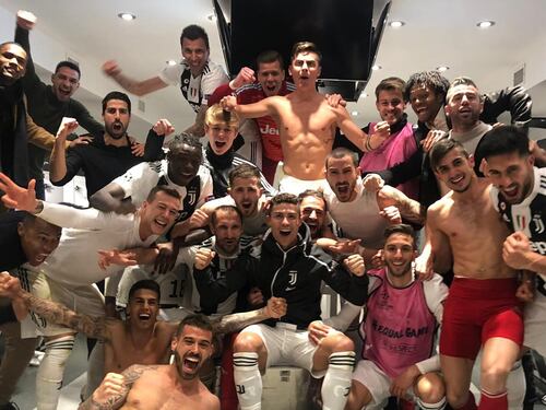 Juventus, dopo l'impresa si scatena la festa social dei bianconeri