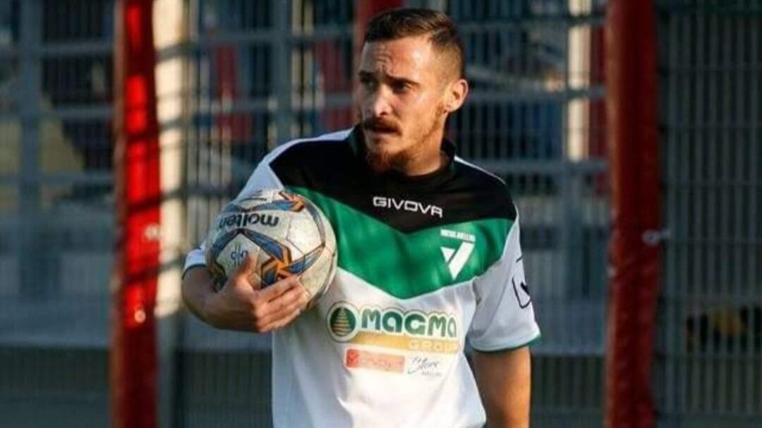 L'orrore nel garage: il suicidio choc dell'ex calciatore dell'Avellino