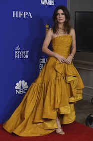 Golden Globes 2019, i look più sexy in foto 8