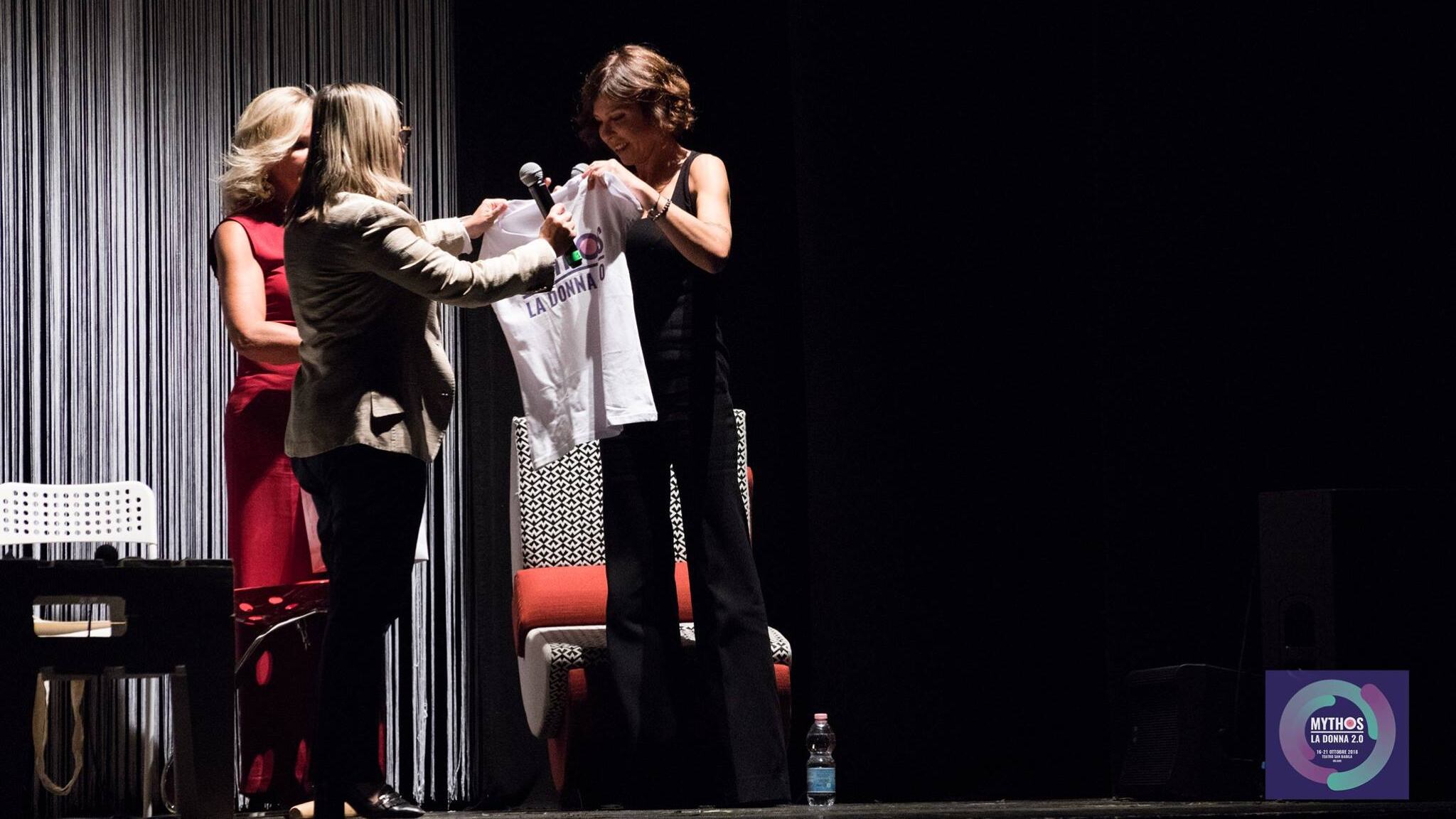 La donna 2.0 protagonista di Mythos: nella serata delle aziende premiata Luna Berlusconi
