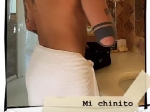 Belen Rodriguez riprende Stefano De Martino quasi nudo